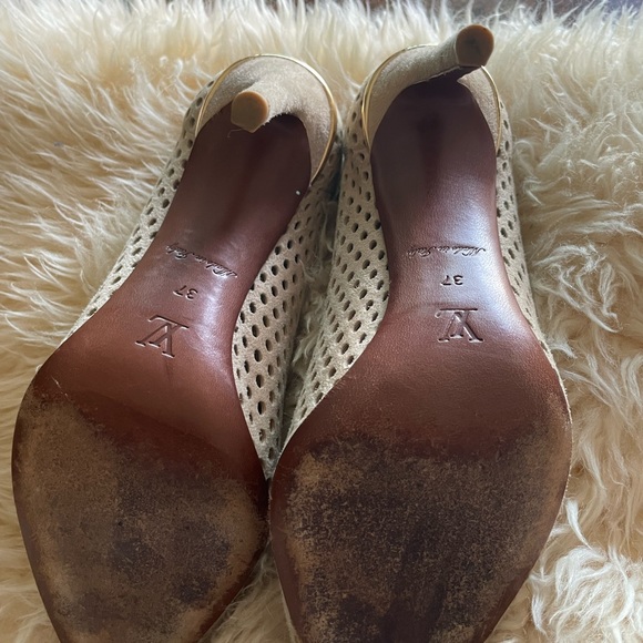 - Louis Vuitton (Preowned) “Eyeline” beige heels with suede mesh finis… - Picture 13 of 13